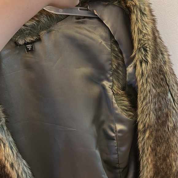 Bebe Vest - Picture 4 of 7